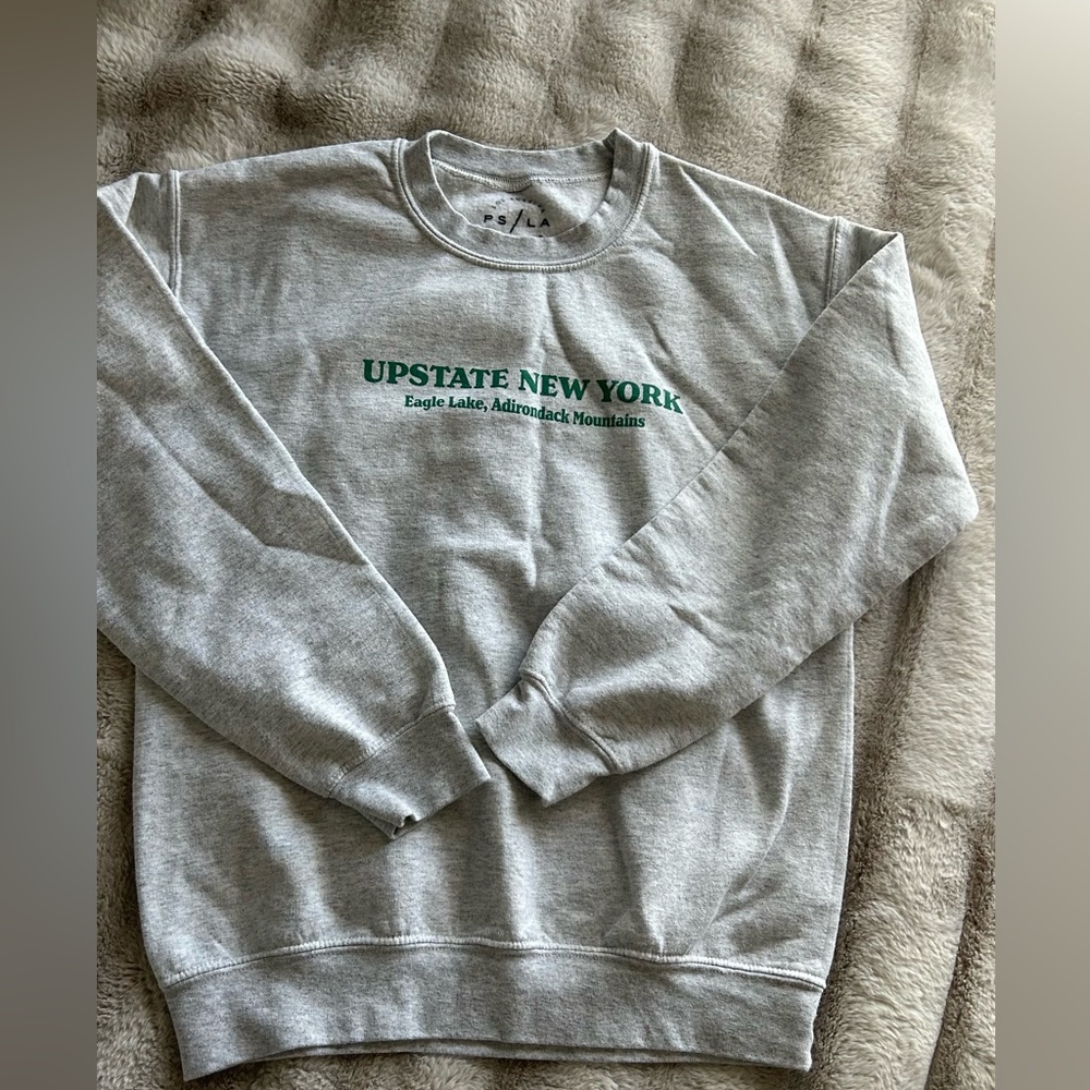 Upstate New York Pacsun Crew Women’s Small